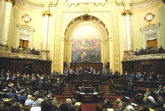 20090915192719-parlamento-uruguay.jpg