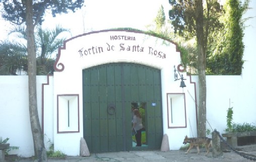 ¿Que famosos se encontraban secretamente en el Fortin de Santa Rosa?