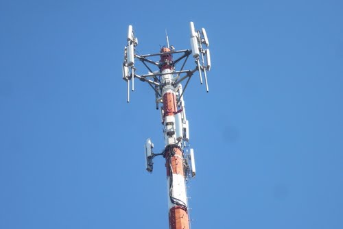 Hoy pueden cambiar las normas de instalación de antenas de radiofrecuencia